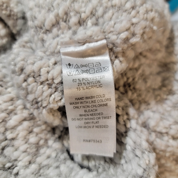 YET AGAIN White & Gray Soft Knit Hooded Pullover Pom Pom Sweatshirt - SIZE SMALL - Picture 10 of 10